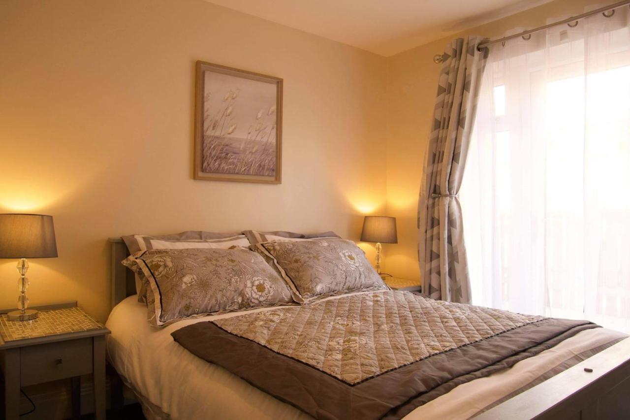 York City Centre, Recently Renovated 2 Bedroom Flat Exterior photo